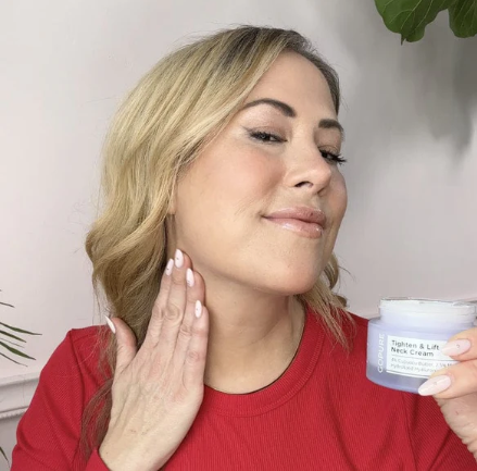 CREMA LIFTING REAFIRMANTE PARA EL CUELLO